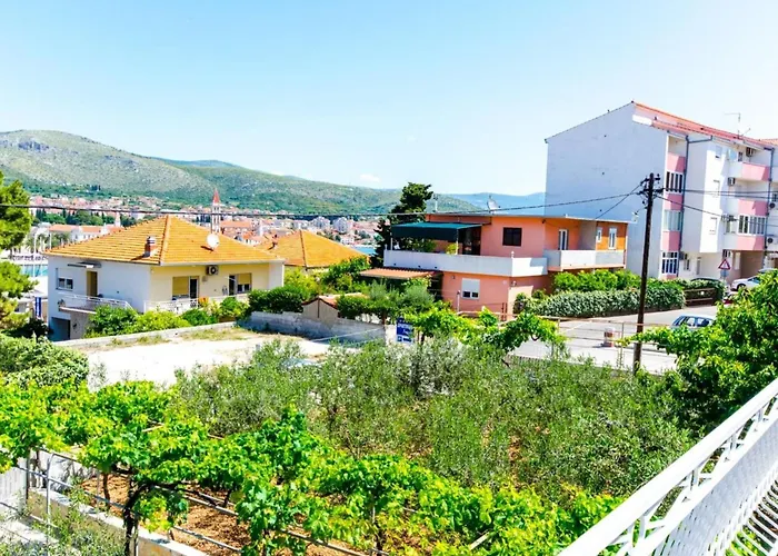 Апартаменты Ivana Tr - With Balcony And Sea View A4 Трогир